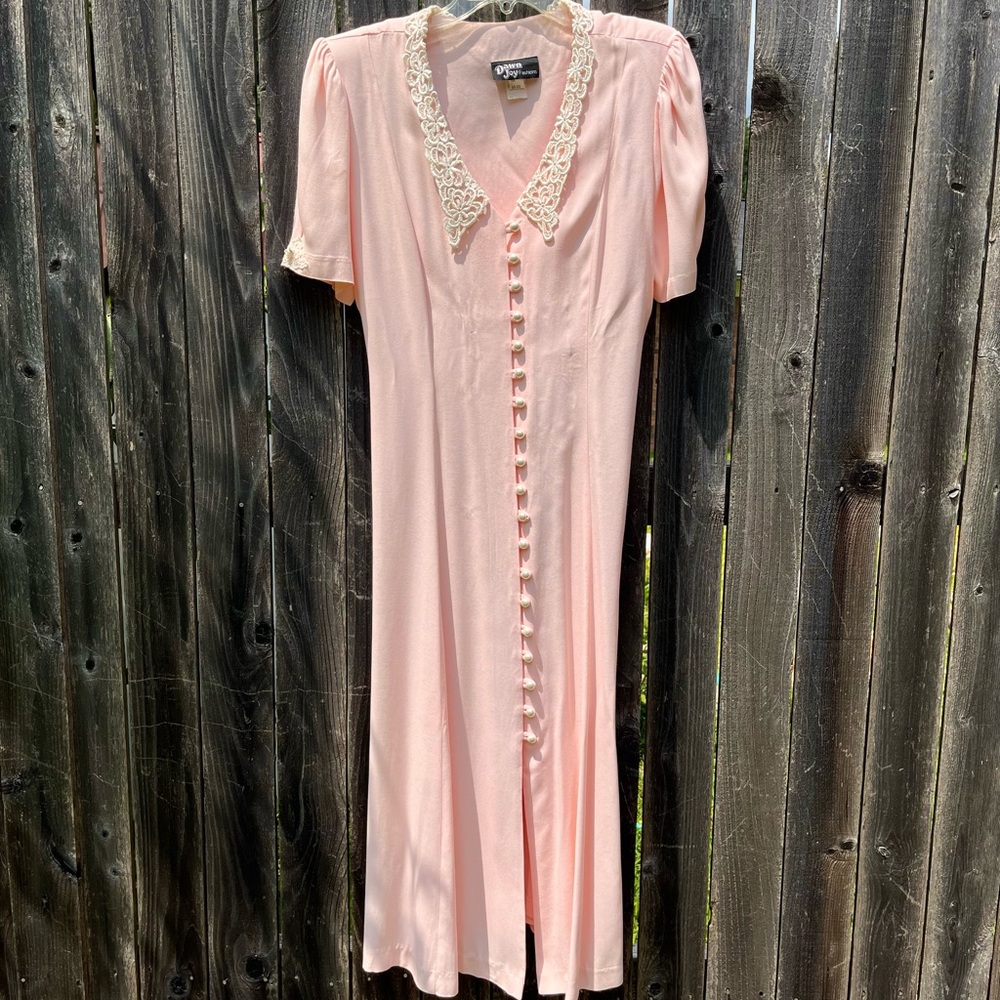 Vintage Dawn Joy Pink‎ Lace Collar Button-Down Dress